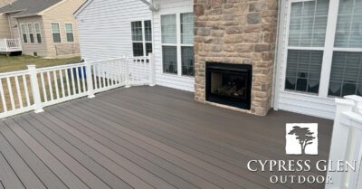 Vinyl Deck with Fireplace